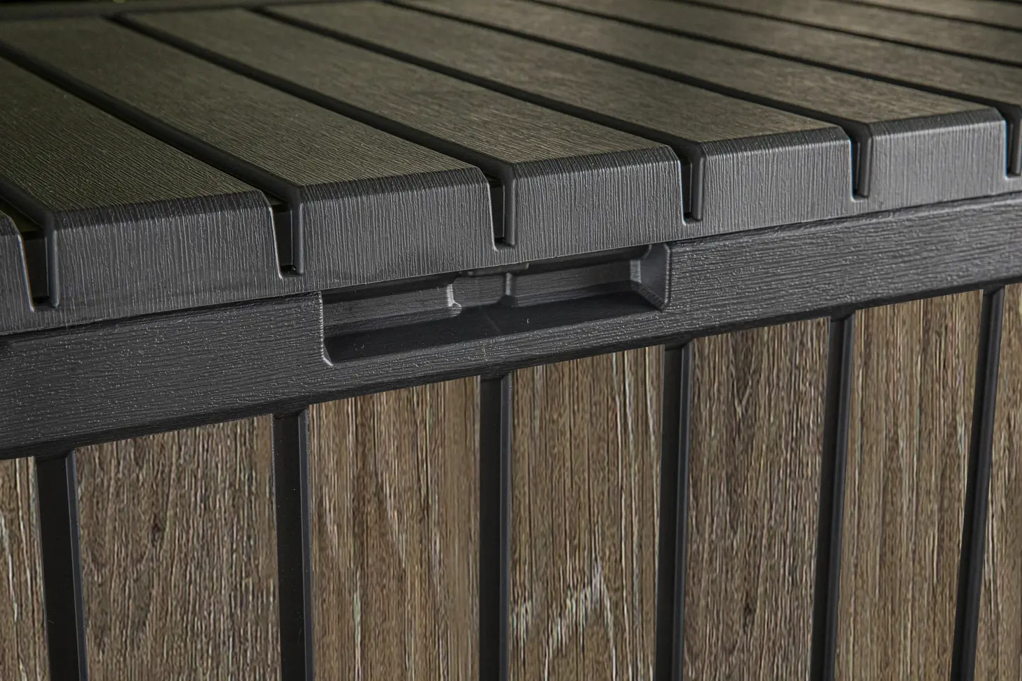 DECOCOAT KENTWOOD MŰANYAG KERTI TÁROLÓ 350L - dió - Image 13